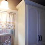 antique_white_painted_kitchen_cabinets_after_jan_2016_06